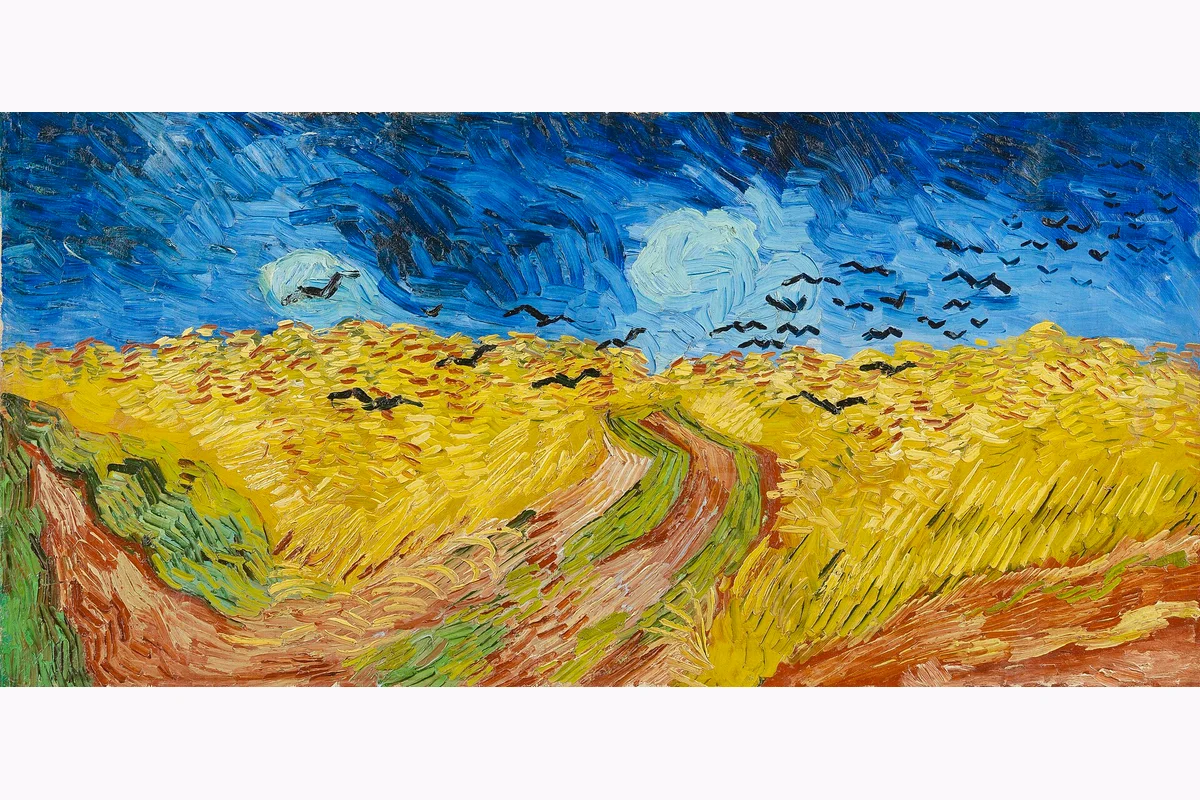 Trigo amarillo, caminos, cuervos y cielo azul oscuro.